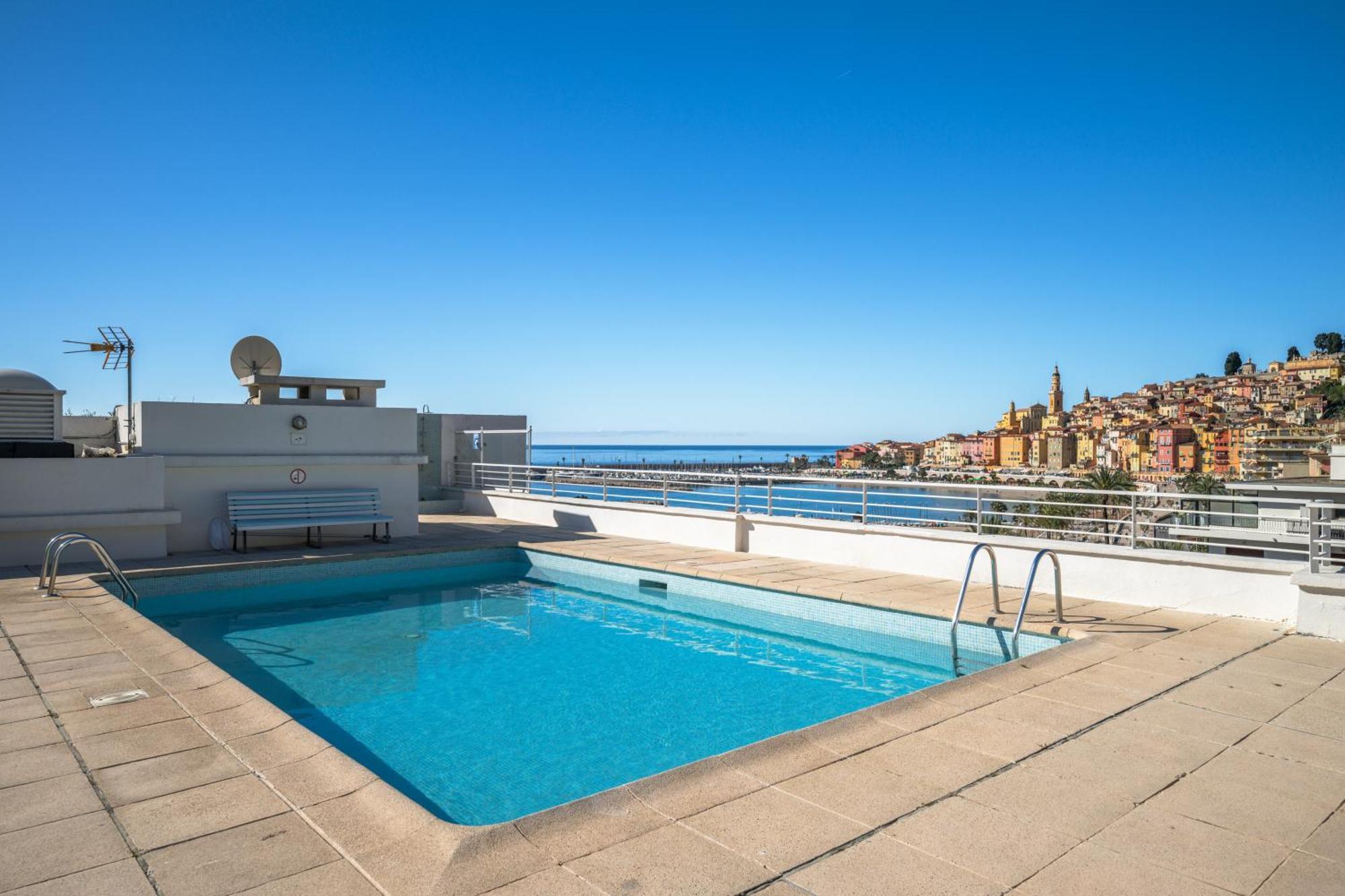 Апартаменты Le Rocamare - Piscine Toit Terrasse - Parking Prive - Terrasse Ментона Экстерьер фото